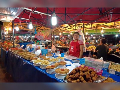 Malin Plaza Patong Night Market in Phuket