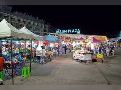 Malin Plaza Patong Night Market in Phuket