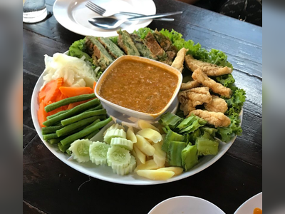 ร้านลุงไสว หาดจอมเทียน