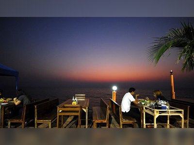 ร้านลุงไสว หาดจอมเทียน