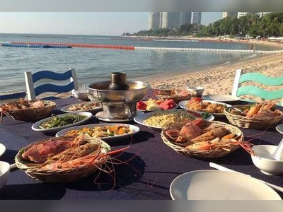 ร้านอาหาร ริมทะเลซีฟู้ดแอนด์สเต็ก