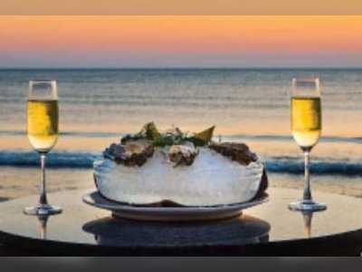 Let’s Sea Pub & Restaurant at Let’s Sea Resort