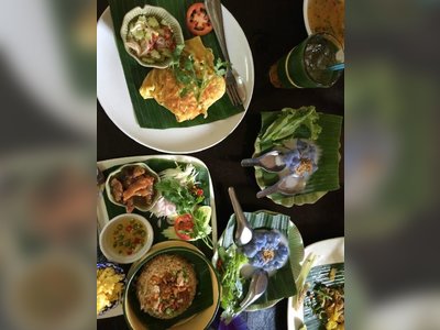 Mai Klang Krung