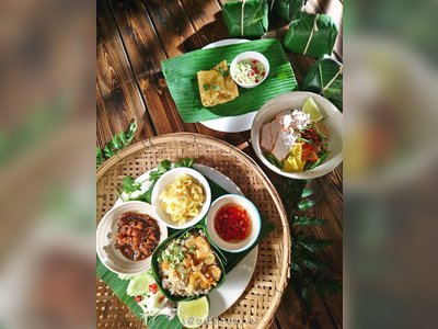 Mai Klang Krung