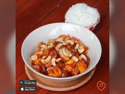 Lom & Fon Kitchen