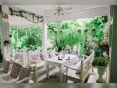 Sweet Rice Cafe