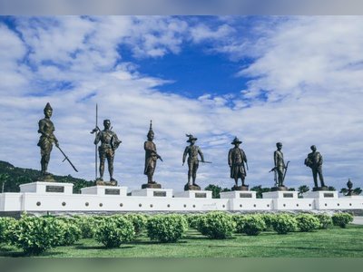 Visit the Rama Statues at Rajabhakti Park