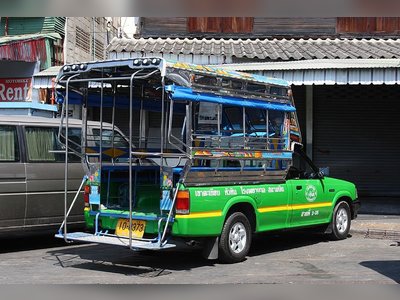 Green line: Khao Takiab - Airport