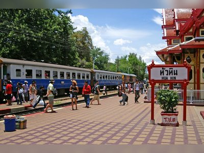 Travelling on the Bangkok to Hua Hin Train