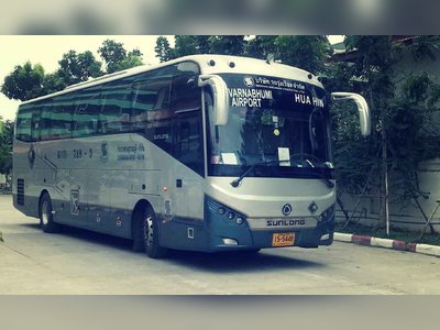 Travelling on the Bangkok to Hua Hin Bus
