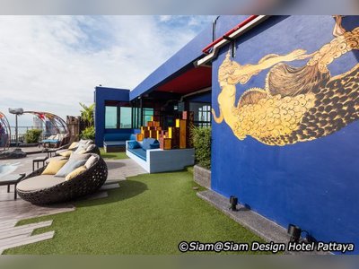 เดอะ รูฟ สกาย บาร์ แอนด์ เรสเตอรองท์ พัทยา