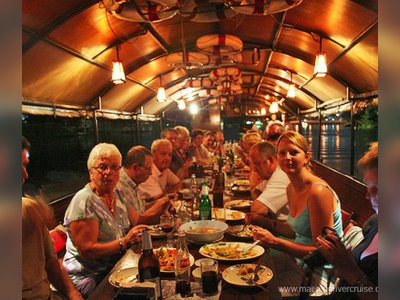 Ping River Dinner Cruise