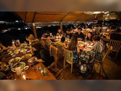 Ping River Dinner Cruise