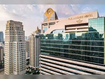 โรงแรม The Athenee Hotel