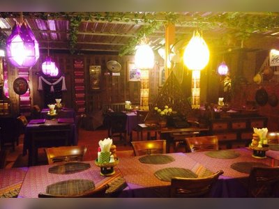 Hin Lek Fai Restaurant