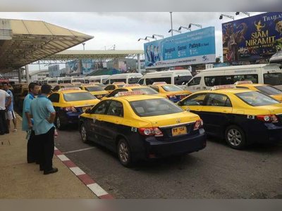 Taxis and Tuk Tuks in Phuket