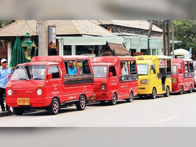 Taxis and Tuk Tuks in Phuket