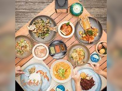 ซีฟู้ด แอท ตรีสรา