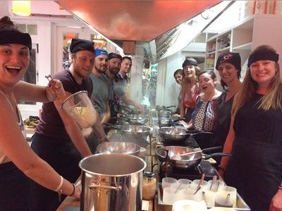 Pum Cooking School