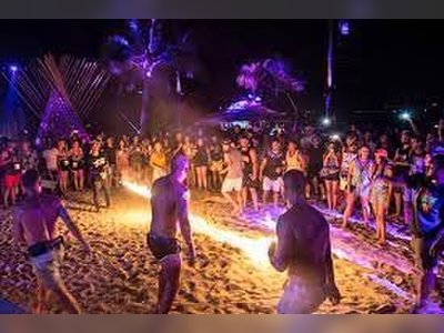 Full Moon Festival at Paradise Beach