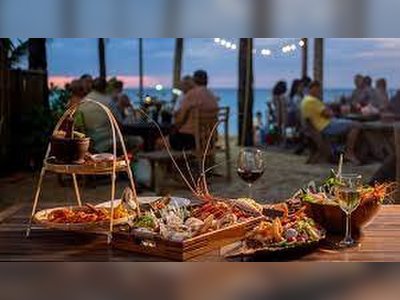 Boat Bar and Restaurant on Kamala Beach