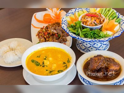 One Chun Restaurant Phuket