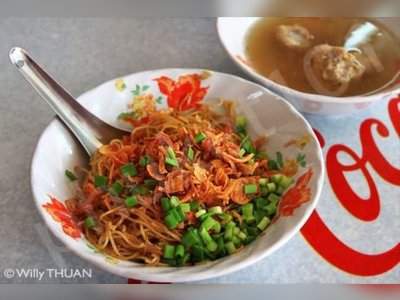 Lock Tien Food Court in Phuket Town