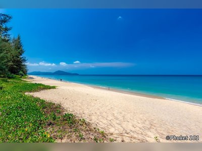 Staying in Maikhao Beach