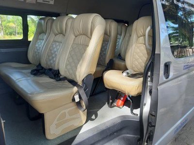 Renting a car with driver in Phuket