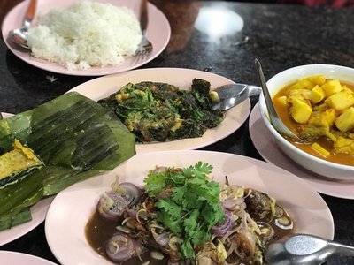 Ko Ang Seafood in Phuket Town