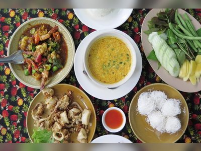 Nam Yoi Restaurant in Phuket Town