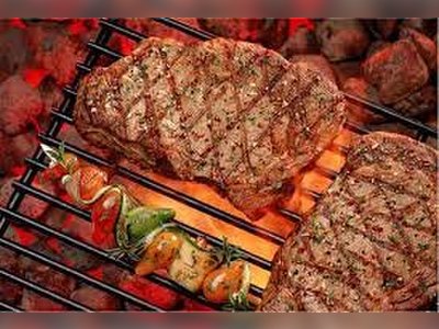 ร้านอาหาร เฟลมส์  โรงแรมเซ็นทาราแกรนด์มิราจบีชรีสอร์ท พัทยา