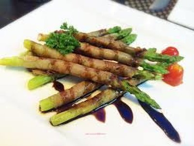 ร้าน Cadillac Café & Bar, Wave Hotel Pattaya