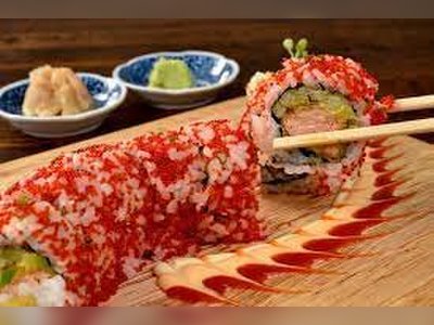 Maki Sushi on Fifth