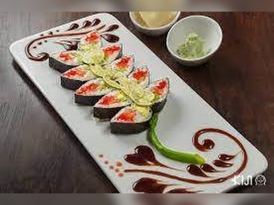 Maki Sushi on Fifth