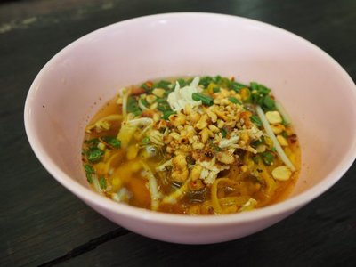 Kauy Tiew Pak Wan