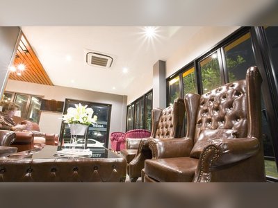 โรงแรมเอซิสส์ บูทิค พิษณุโลก