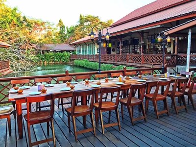 เรือไม้ พัทยา