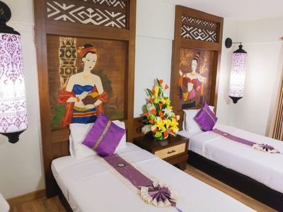โรงแรมนาคนครา