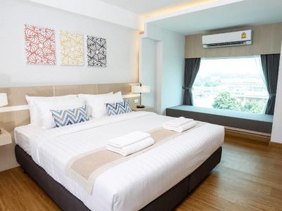 โรงเเรมลักซ์ซิรีน เชียงราย