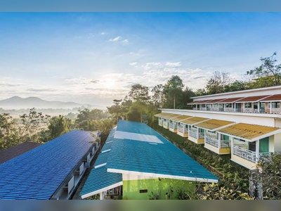 ChiangRai Lake Hill