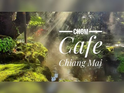Chom Cafe