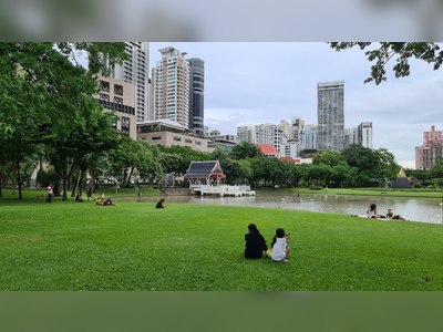 Benjasiri Park