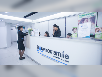 Smile Dental Clinic - Silom Branch