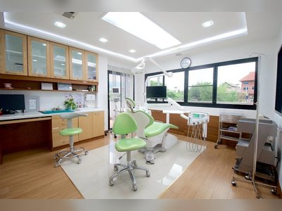 Kitcha Dental Clinic Chaing mai
