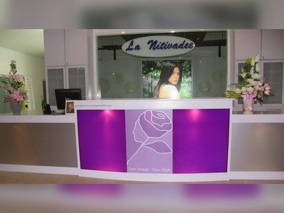 La Nitivadee Dermatology & Aesthetic Laser Center พัทยา