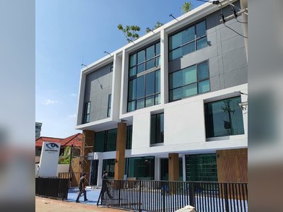 Chiang Mai Eye Specialist CMES