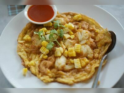Look Kai Cafe & Restaurant