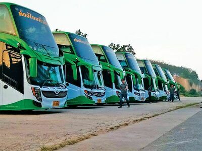 Travel to Khao Yai by tour bus