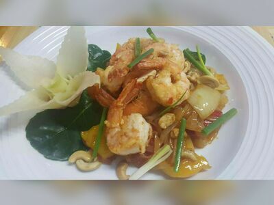Pinky Beach at Pak Weep Restaurant & Bar